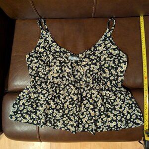 Beautiful Hurley Born From Water Black Floral Women's Floral Top Size M